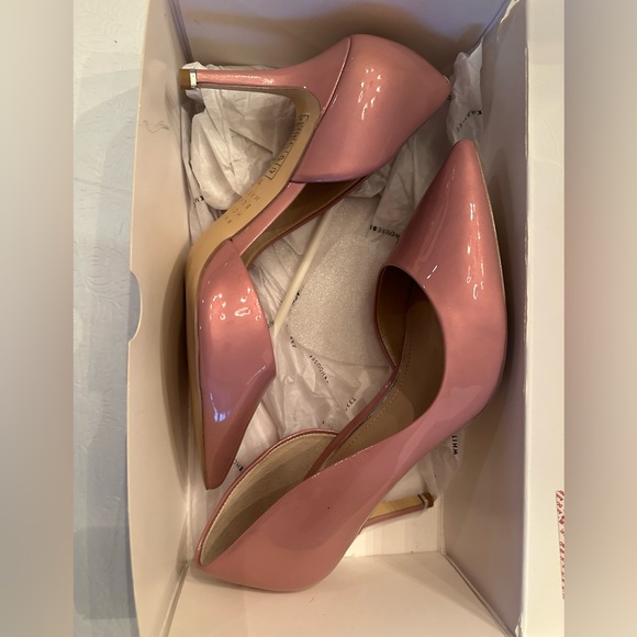NWT Pink Closed Toe Pumps Size 7.5 - Picture 2 of 7